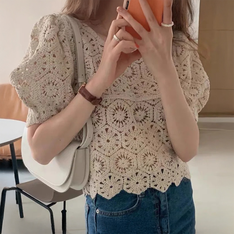 Crochet Top Boho - Atasan Rajut Crochet Lengan Puff Berongga