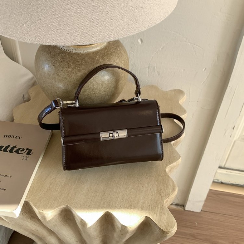 Tas Selempang Kulit Mewah Kela - Vintage Fashion In Paris ulasan dan harga